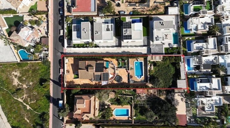 Alicante - Dehesa de Campoamor - 1456m2