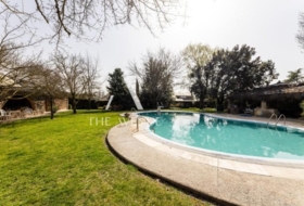 Villanueva de la Cañada 3252&nbsp;м²