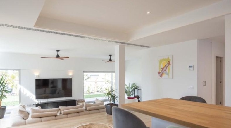 Barcelona - Эсплугес-де-Льобрегат - 602m2