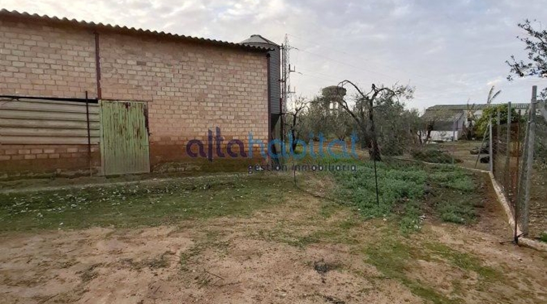 Sevilla - Alcalá de Guadaíra - 8400m2