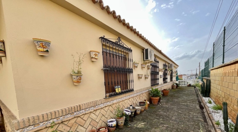 Sevilla - Alcalá de Guadaíra - 425m2
