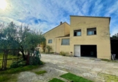 Masia amb terreny en venda a Vilafranca del Penedès ref.: TR390694 foto