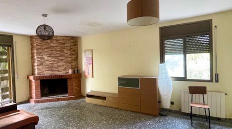 Barcelona - Вилафранка-дель-Пенедес - 18000m2
