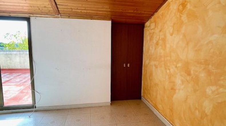 Barcelona - Вилафранка-дель-Пенедес - 18000m2