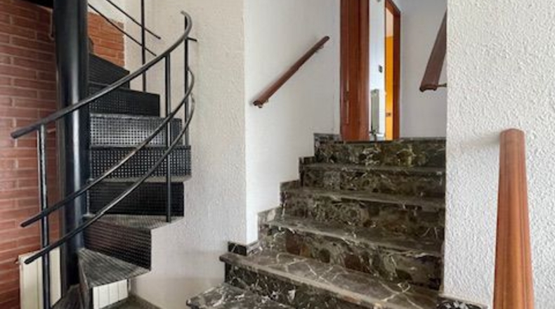 Barcelona - Вилафранка-дель-Пенедес - 18000m2