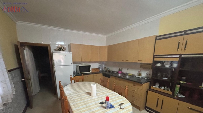 Ciudad Real - Фуенкальенте - 188m2