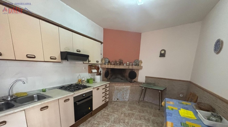Ciudad Real - Фуенкальенте - 188m2