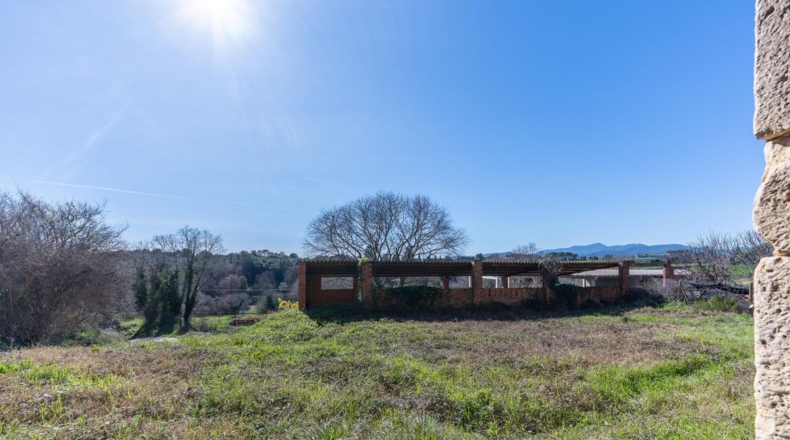 Жирона - Esponellà - 693m2