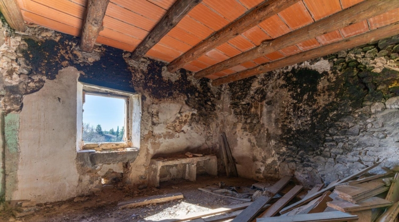 Жирона - Esponellà - 693m2