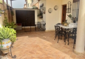 Chalet adosado con terreno en venta en Gelves ref: TR391007 foto
