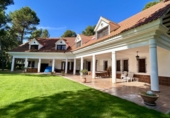 Chalet independiente con terreno en venta en Albacete ref: TR390910 foto