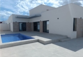 Chalet independiente con terreno en venta en Daya Nueva ref: TR390708 foto