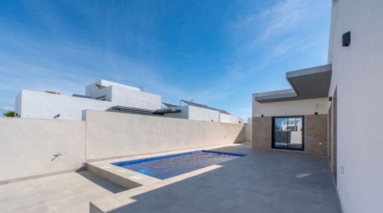 Alicante - Daya Nueva - 260m2