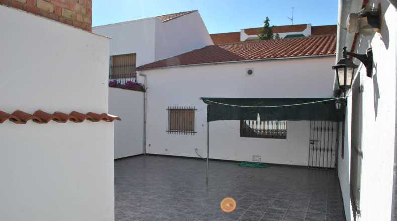 Badajoz - Maguilla - 401m2