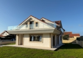 Chalet independiente con terreno en venta en Ajo ref: TR390428 foto