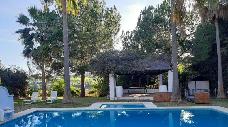 Málaga - Estepona - 2500m2