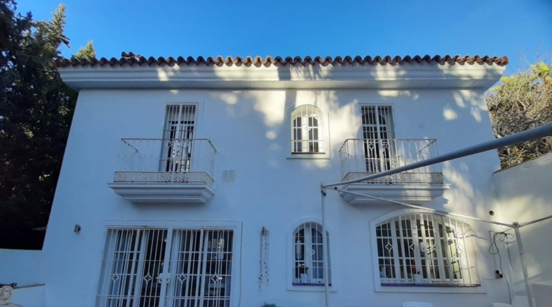 Málaga - Estepona - 2500m2