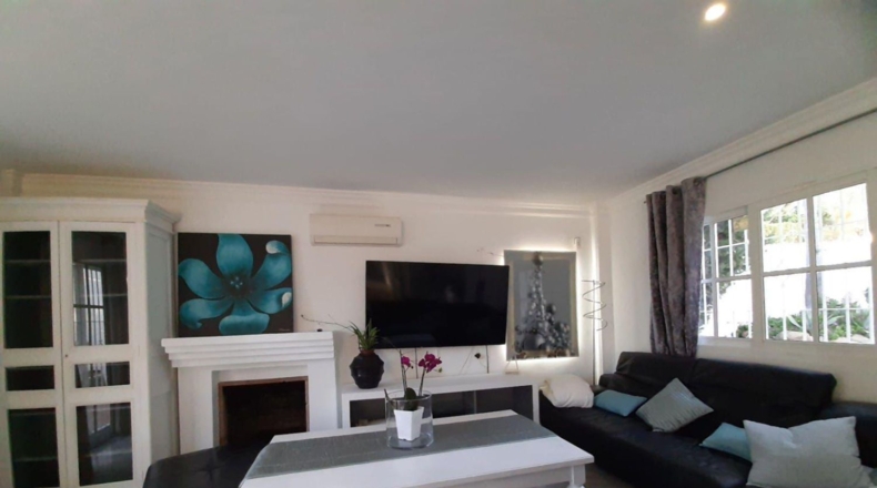 Málaga - Estepona - 2500m2