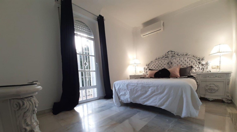 Málaga - Estepona - 2500m2