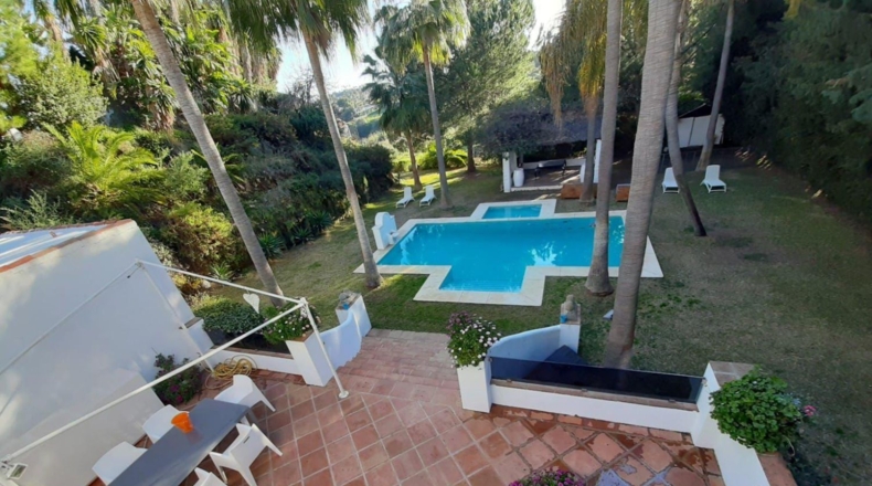 Málaga - Estepona - 2500m2