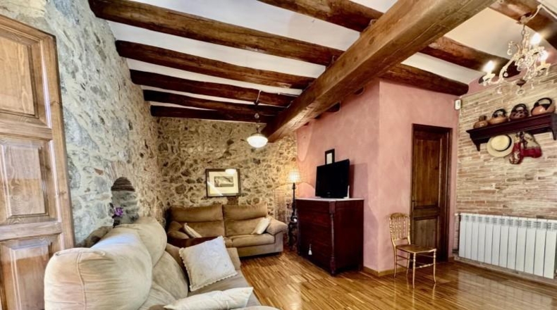 Жирона - Torroella de Montgrí - 202m2