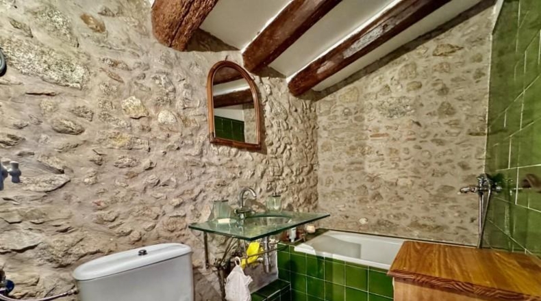 Жирона - Torroella de Montgrí - 202m2