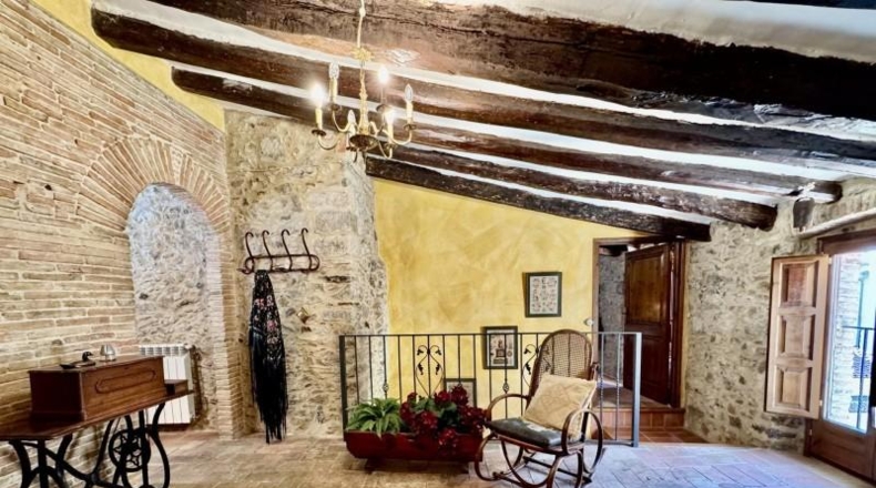 Жирона - Torroella de Montgrí - 202m2