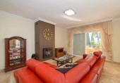 Chalet independiente con terreno en venta en la España, Madrid, ref: TR400359 foto