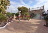Chalet independiente con terreno en venta en la España, Crevillente, ref: TR400360 foto