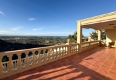 Xalet independent amb terreny en venda a la España, Dénia, ref.: TR391336 foto