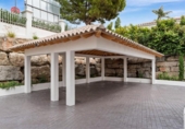 Chalet independiente con terreno en venta en la España, Benahavís, ref: TR398775 foto
