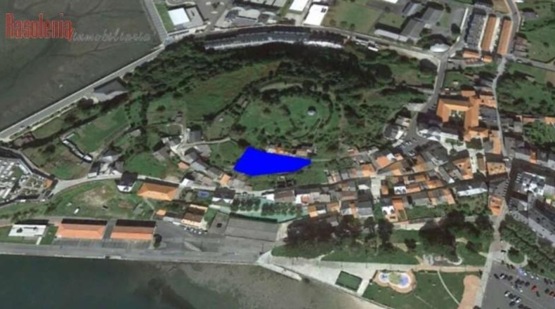 La Coruña - Ortigueira - 1251m2