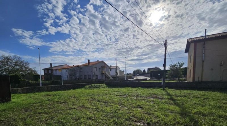 Cantabria - Santa Cruz de Bezana - 815m2