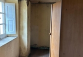 Отдельно стоящий дом с участком на продажу в городе Entrambasaguas Фото