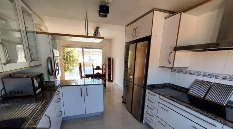 Таррагона - Mont-roig del Camp - 196m2