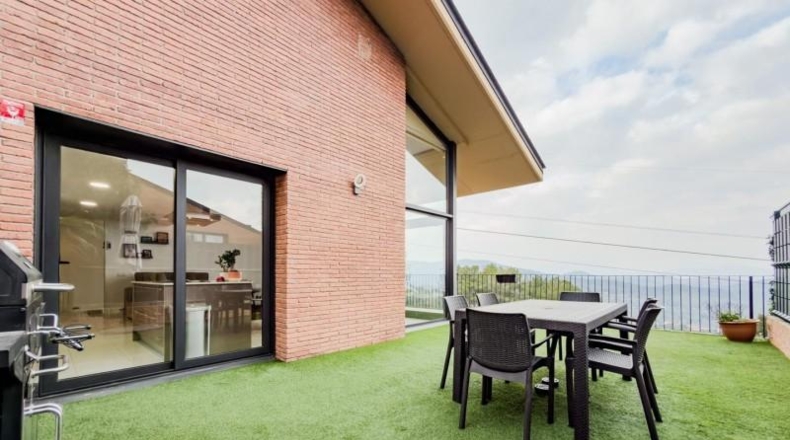 Barcelona - Corbera de Llobregat - 218m2