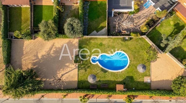 Barcelona - Sant Andreu de Llavaneres - 247m2