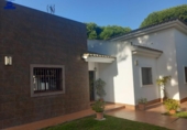 Chalet independiente con terreno en venta en la España, Chiclana de la Frontera, ref: TR392346 foto