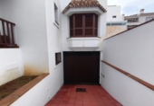 Detached villa with land for sale on España, Fuengirola, ref: TR391647 photo