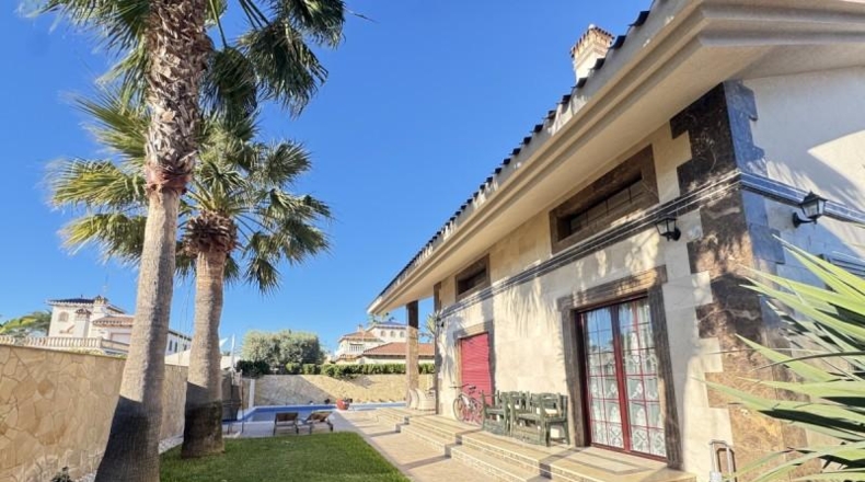Alicante - Orihuela - 765m2