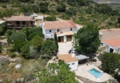 Masia amb terreny en venda a la Serra d'en Galceran ref.: TR392476 foto