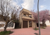 Casa de pueblo en venta en Vitoria ref: TR391723 foto