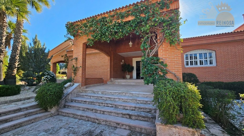 Murcia - Молина де Сегура - 1952m2