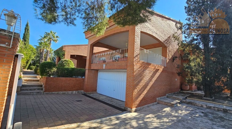 Murcia - Молина де Сегура - 1952m2
