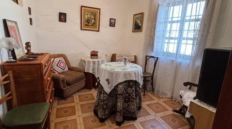 Almeria - Нихар - 201m2