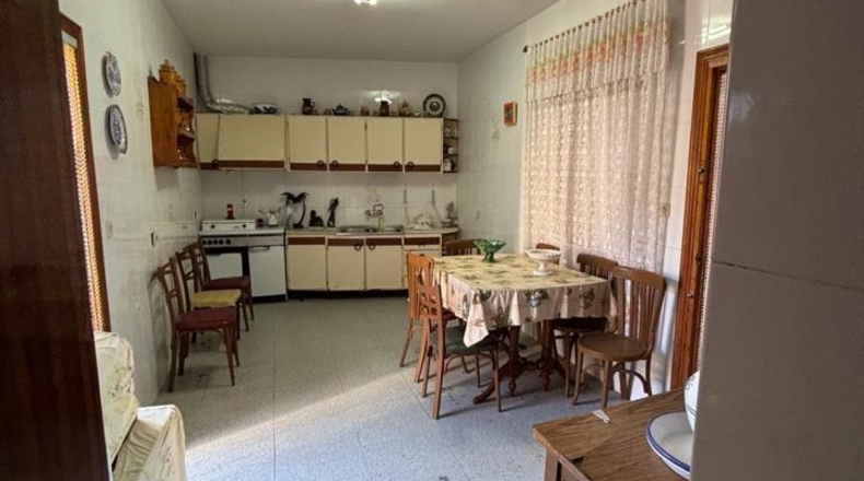 Almeria - Нихар - 201m2