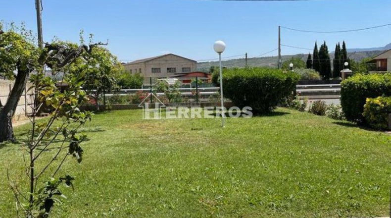La Rioja - Лардеро - 1000m2