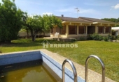 Xalet independent amb terreny en venda a Alfaro ref.: TR393072 foto