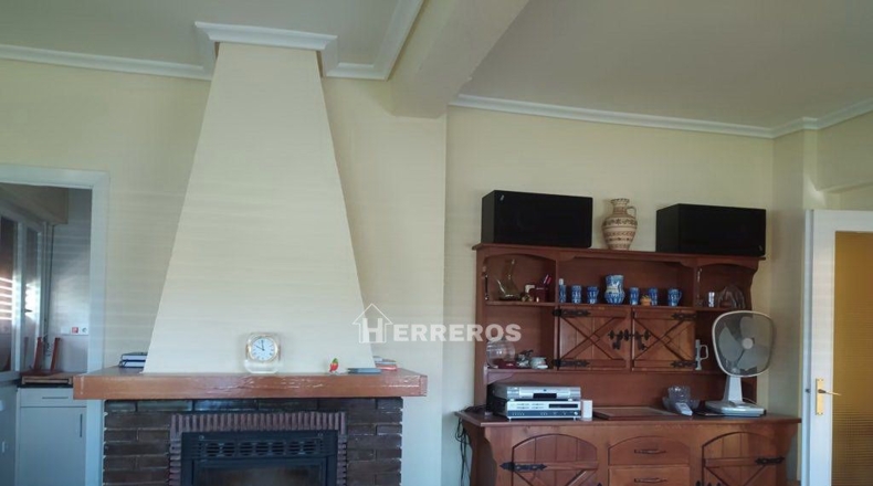 La Rioja - Лардеро - 1000m2