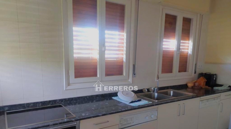 La Rioja - Лардеро - 1000m2